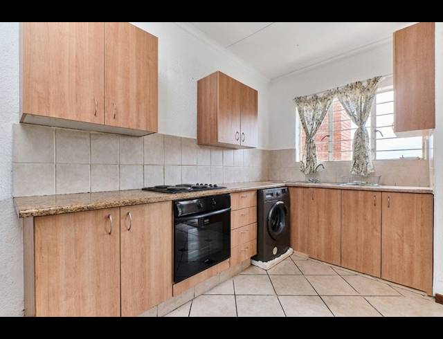 1 BEDROOM APARTMENT FOR SALE IN RUIMSIG